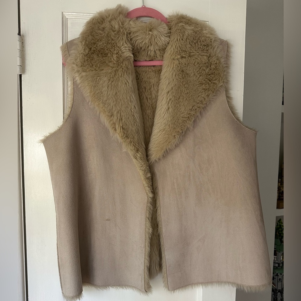 LOFT Faux Fur Vest